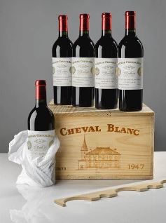 This image has an empty alt attribute; its file name is Cheval-Blanc.jpg